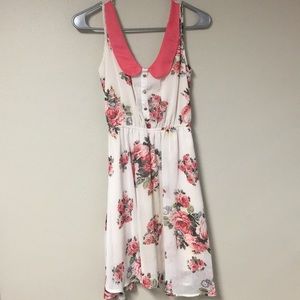 Junior’s Floral Dress with Peter Pan Collar